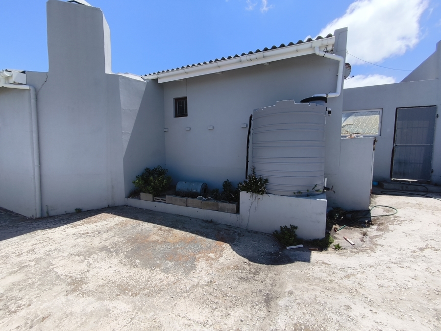 3 Bedroom Property for Sale in De Kelders Western Cape